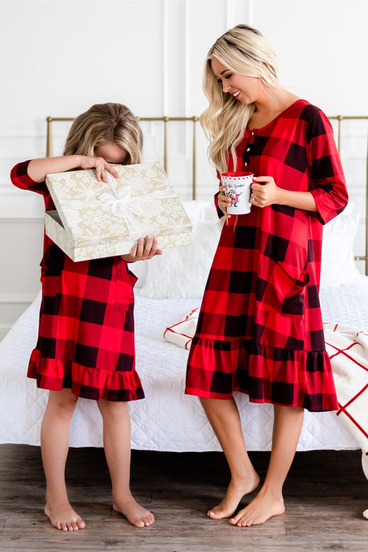Mommy and Me Holiday House Dress Women s Buffalo Plaid